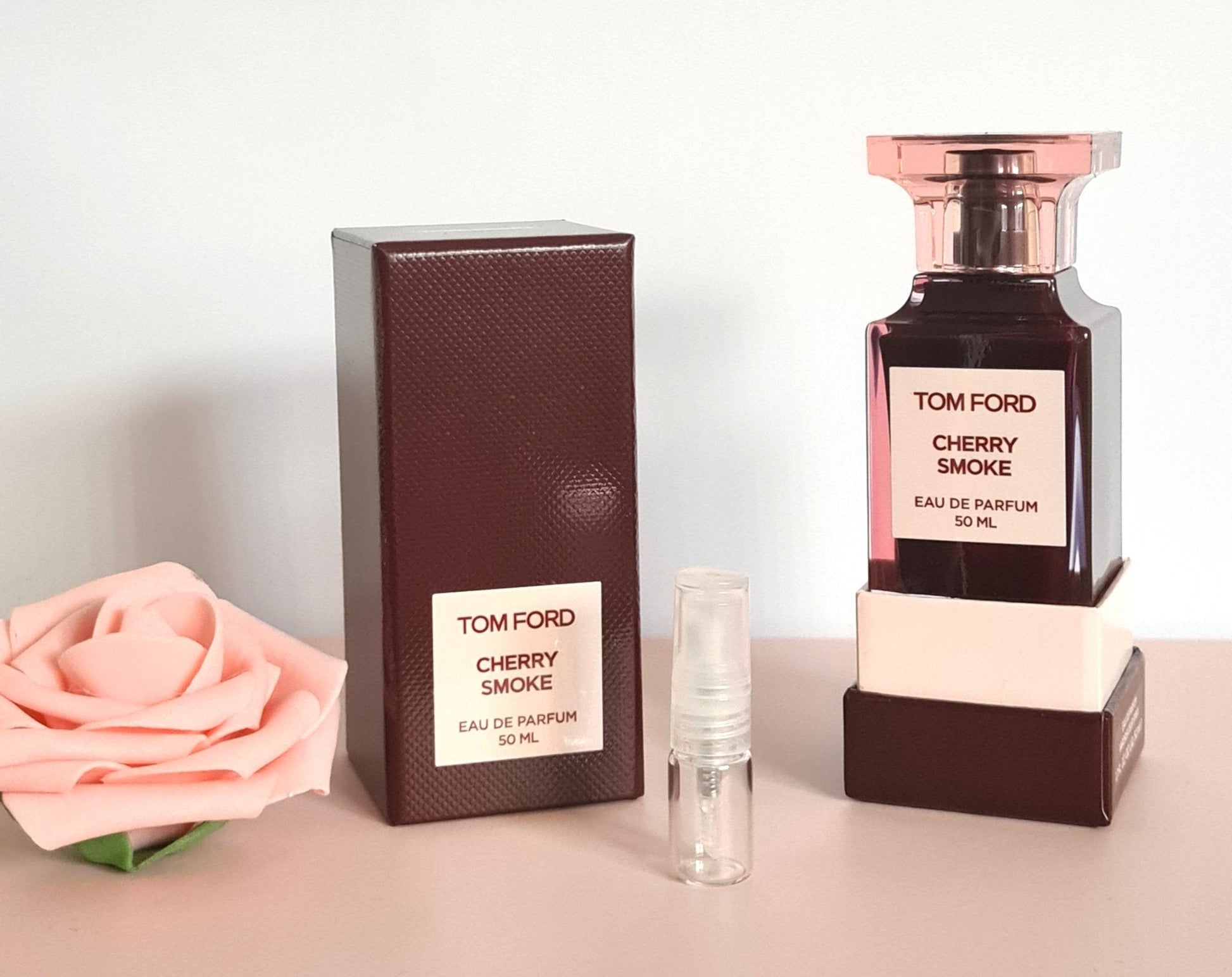 Tom Ford Cherry Smoke EDP sample perfume spray. 🍒🖤 – Thewayfarerscents